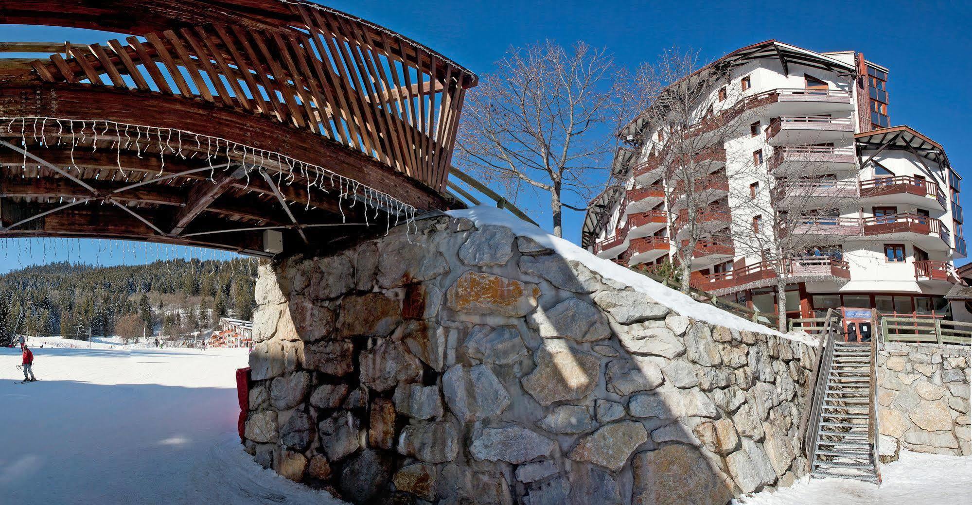 Pierre & Vacances Residence Le Christiana لا تانيا المظهر الخارجي الصورة