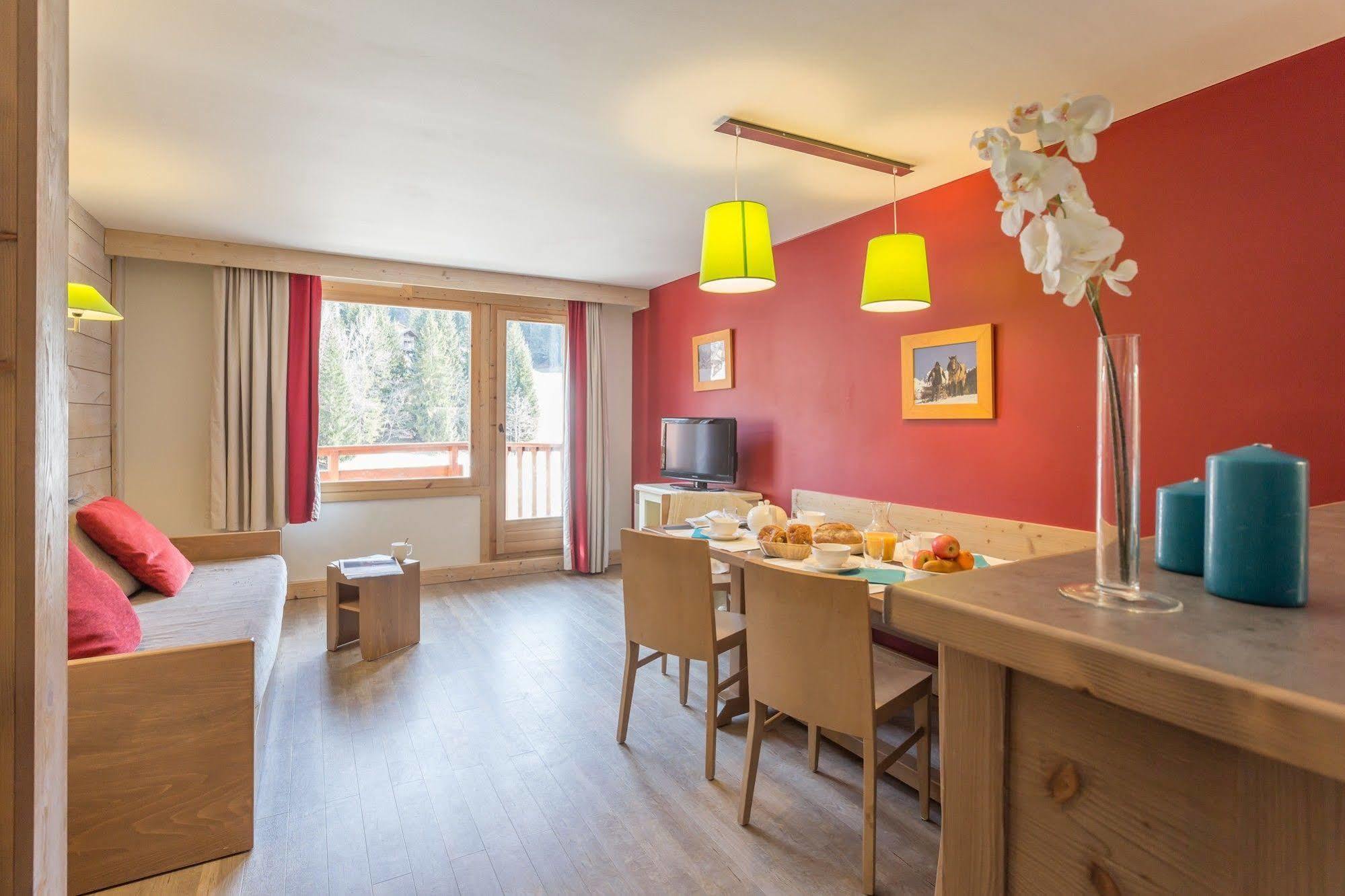 Pierre & Vacances Residence Le Christiana لا تانيا المظهر الخارجي الصورة